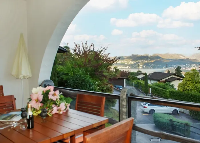 Διαμέρισμα Residenza Miralago Apt- D33 By Interhome